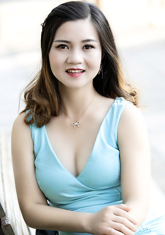 Date the member of your dreams: Asian profile Yu from Changsha